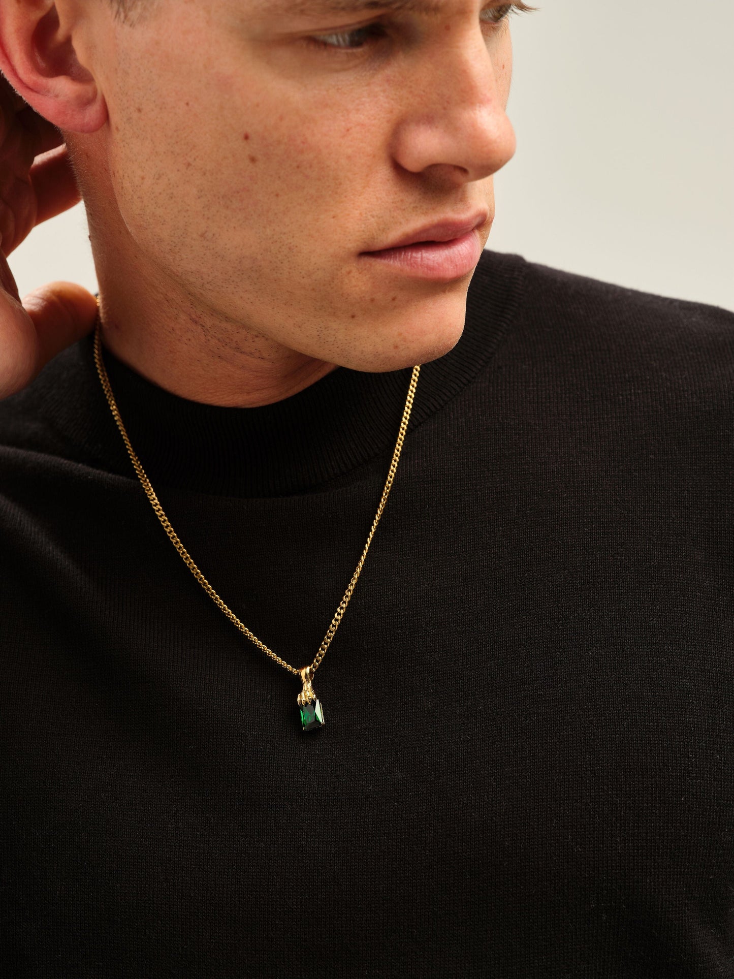 Claw necklace - green