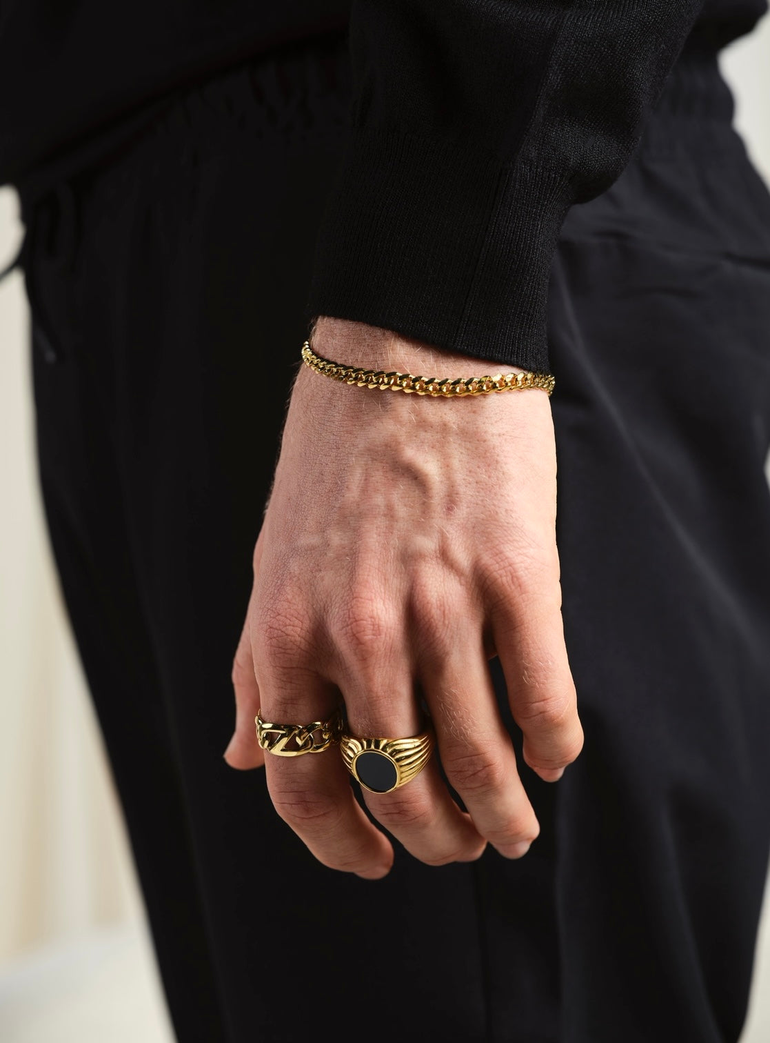 Oval Black agate ring