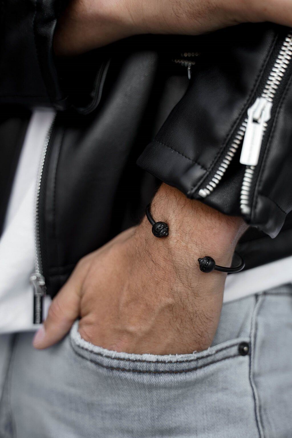 Black lion bangle
